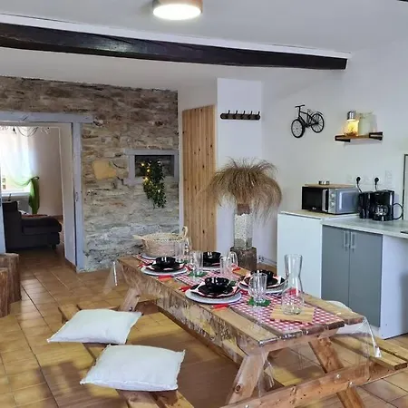 L'echappee Verte Ambiance Nature Et Foret Deville (Ardennes)